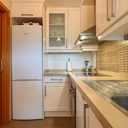 Apartment In Almadraba *