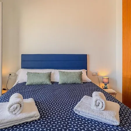 Apartment In Almadraba