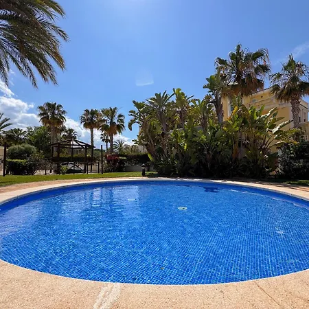 In Almadraba Apartment *