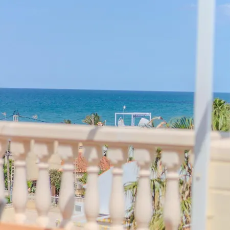 Apartment In Almadraba *