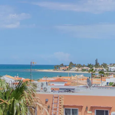 In Almadraba Apartment